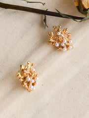 Macaron Pearl Golden Earrings