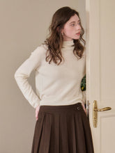 Marilyn Turtleneck Wool Cashmere Sweater