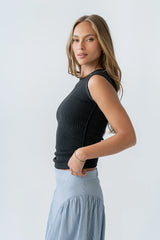 Huxley Tank in Black