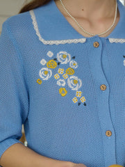 Zoe Wavy Collar Embroidery Knit Blouse