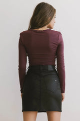 Iris Basic Top in Wine