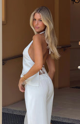 Way She Walks Top Pearl