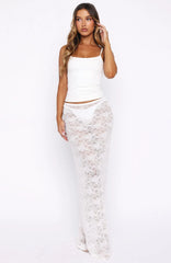 Soft Glow Lace Maxi Skirt Off White