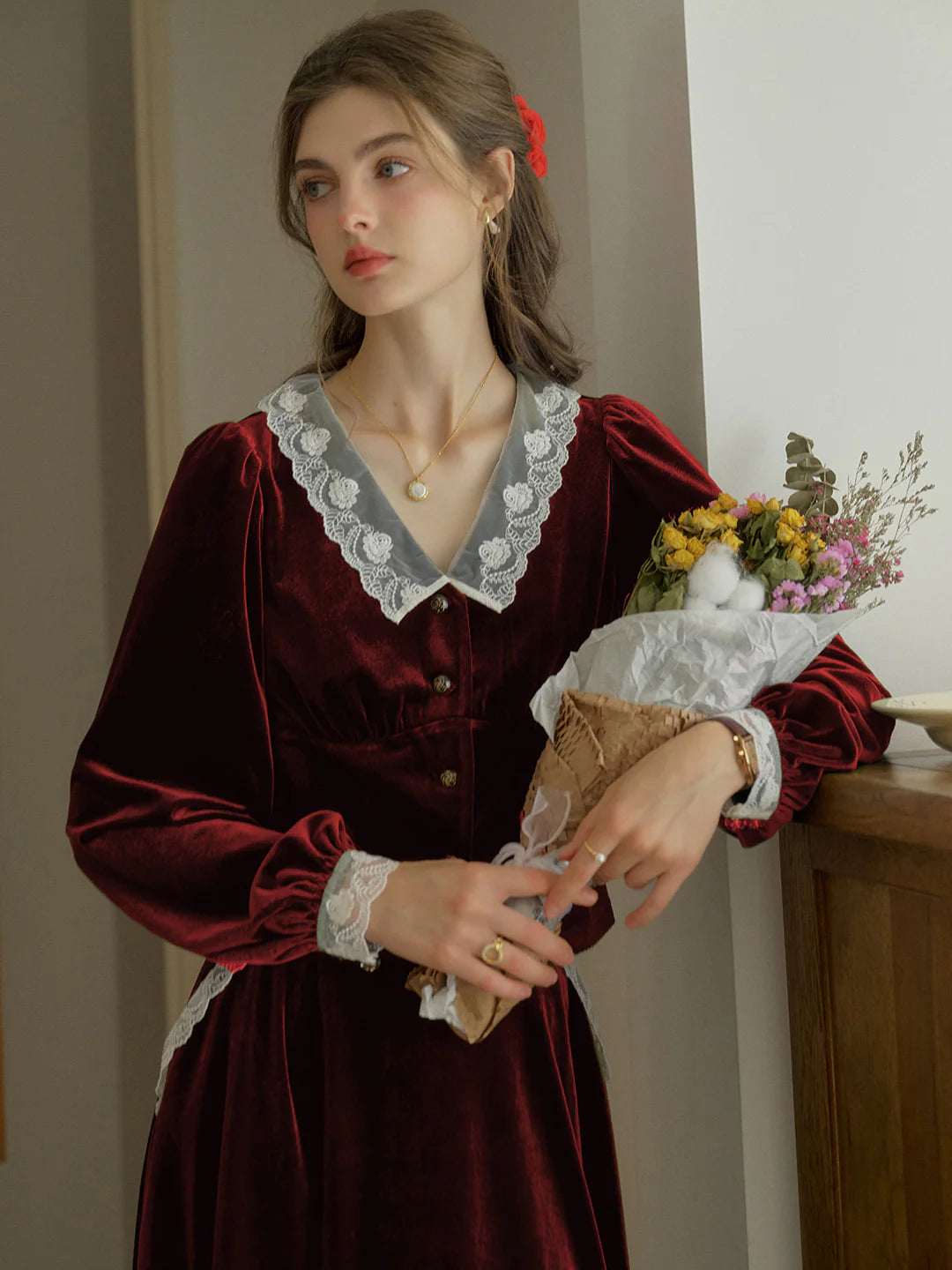 Megan V-neck Contrast Lace Lapel Cuffs Splicing Velvet Blouse - Red