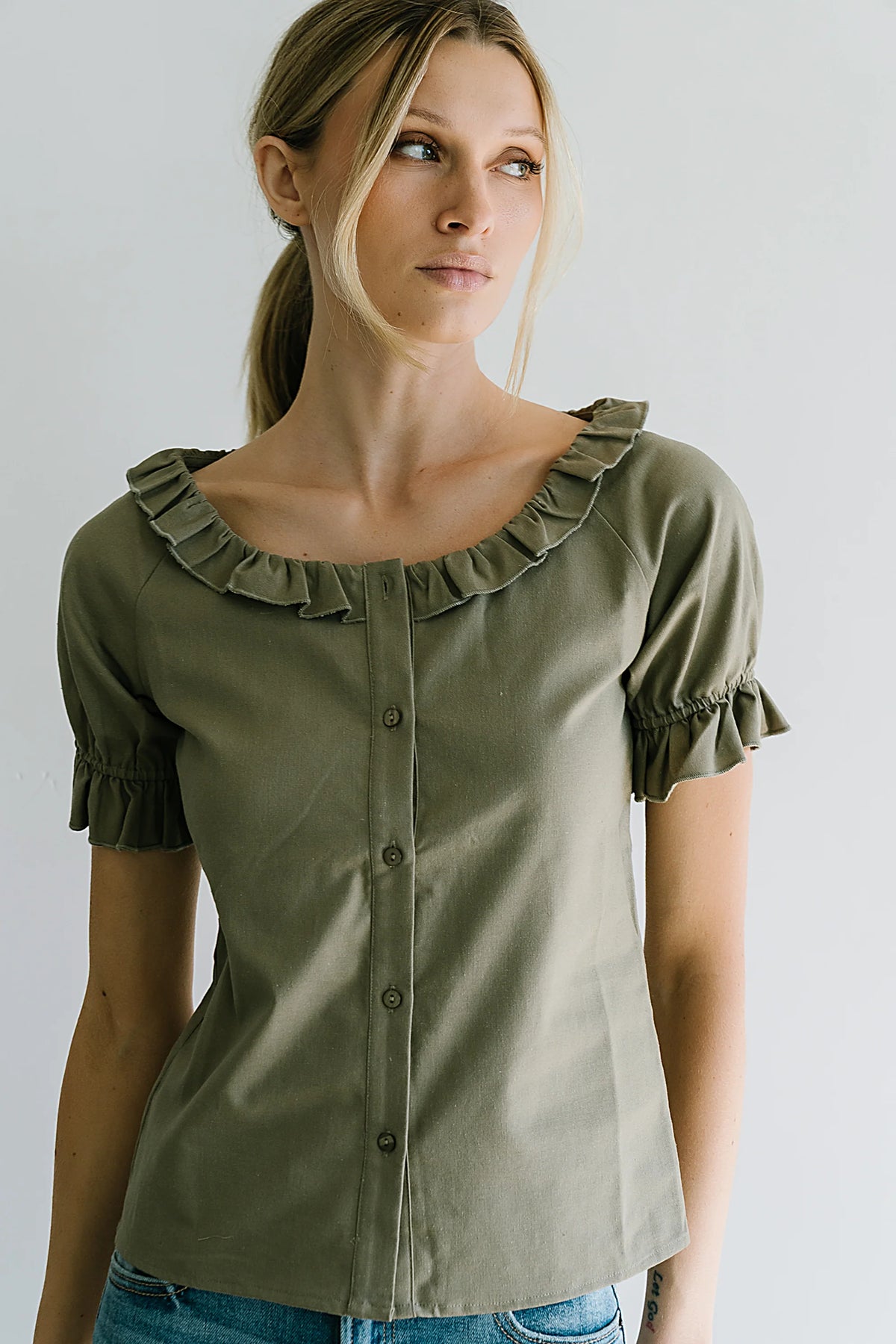 Connie Ruffle Blouse in Olive