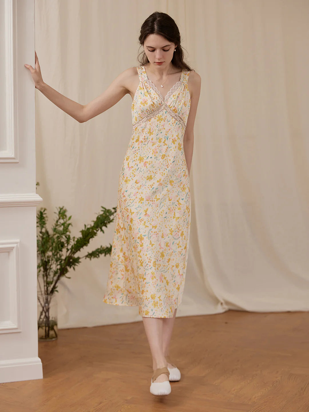 Annie Printed Lace Yellow Midi Nightgown