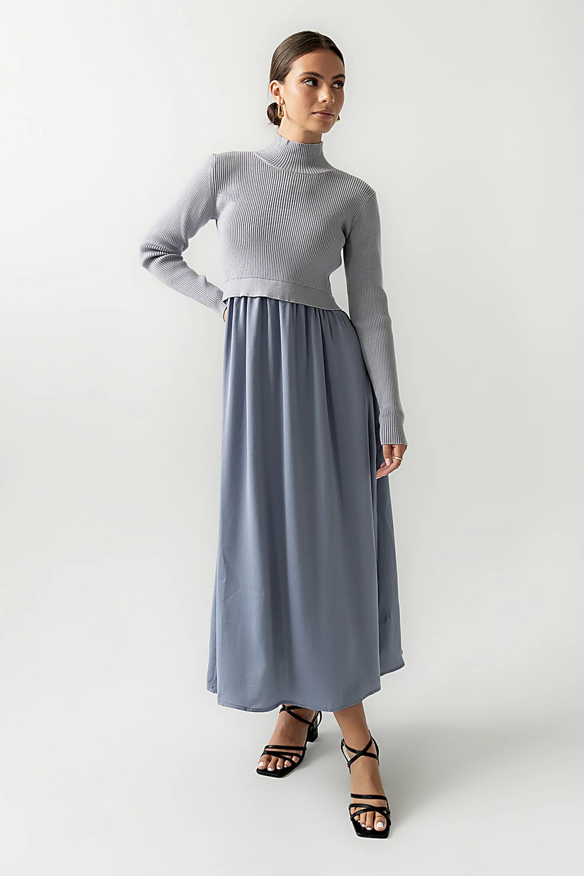 Zeda Midi Dress in Blue