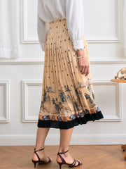 Kaitlyn Figure Graphic Pleated Skirt