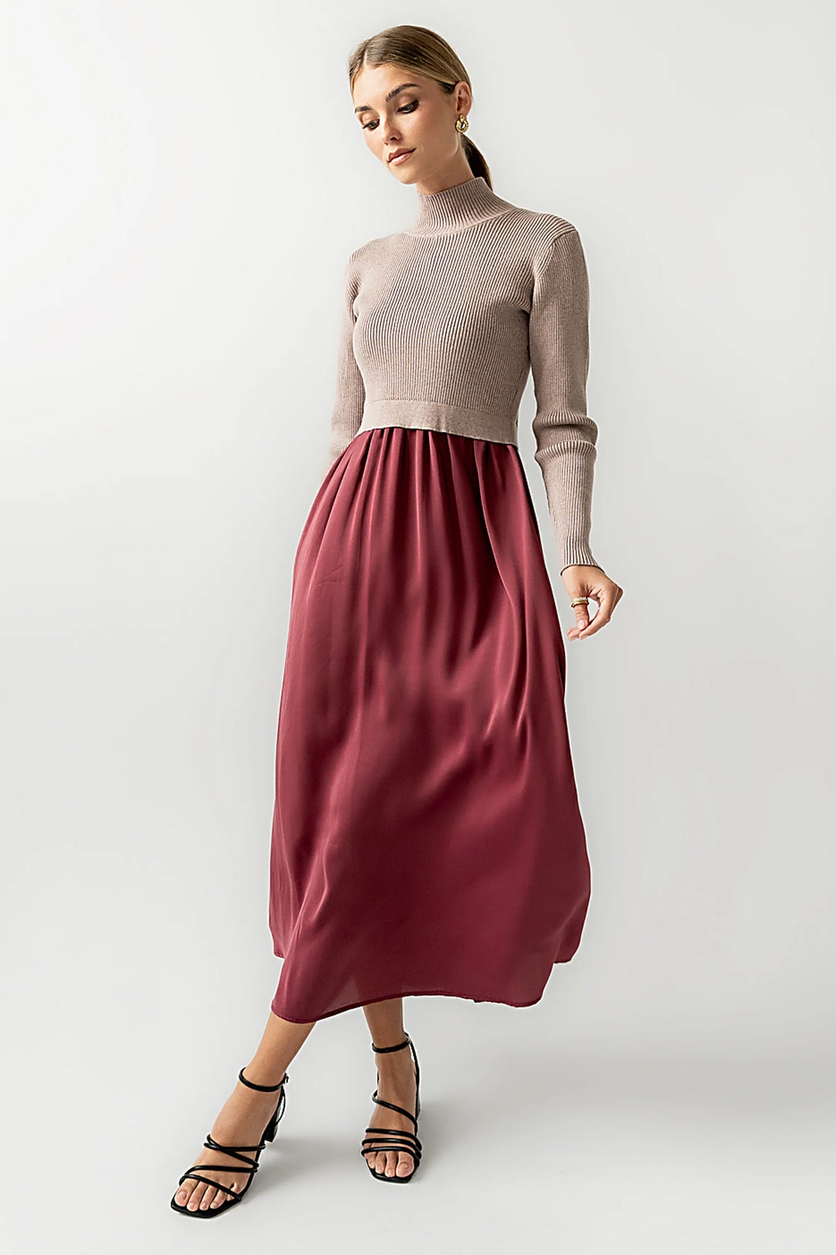 Zeda Midi Dress in Wine