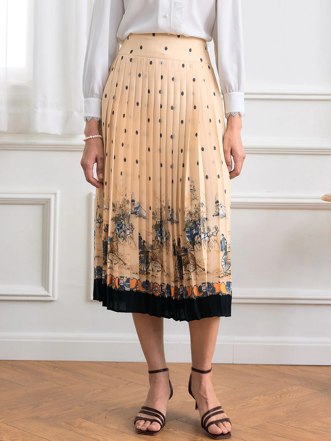 Kaitlyn Figure Graphic Pleated Skirt