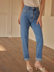 Kira High-Waisted Straight Jeans - Blue