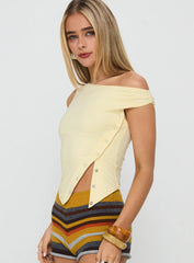 Karre Off The Shoulder Top Lemon