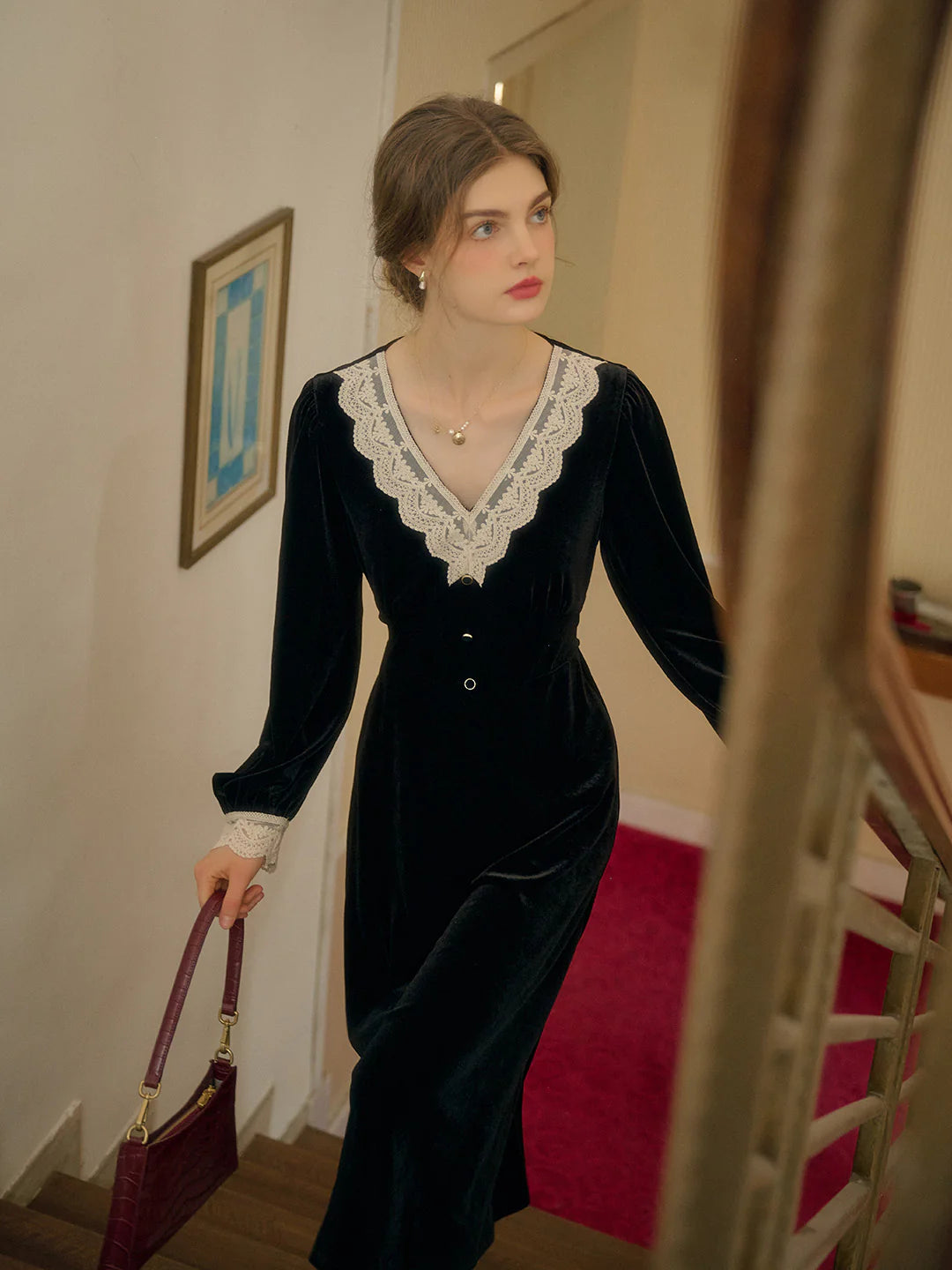 Kristen Elegant V-Neck Contrasting Lace Velvet Dress