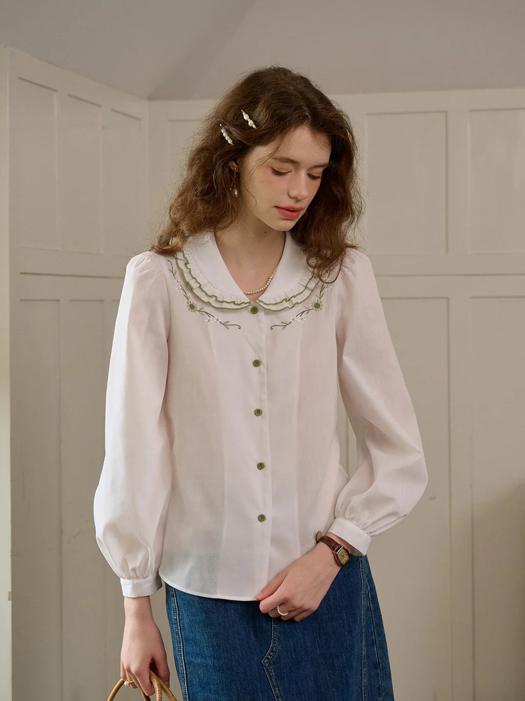Maren Peter Pan Collar Floral Embroidery Blouse