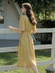 Samara Rose Polka Dot Floral V-neck Tea Dress