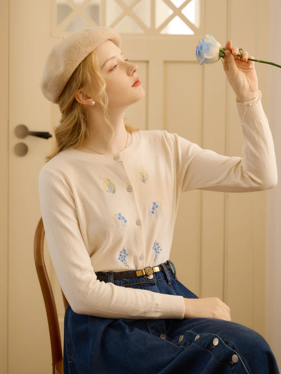 Sarahi Simple Round Neck Embroidery Cardigan