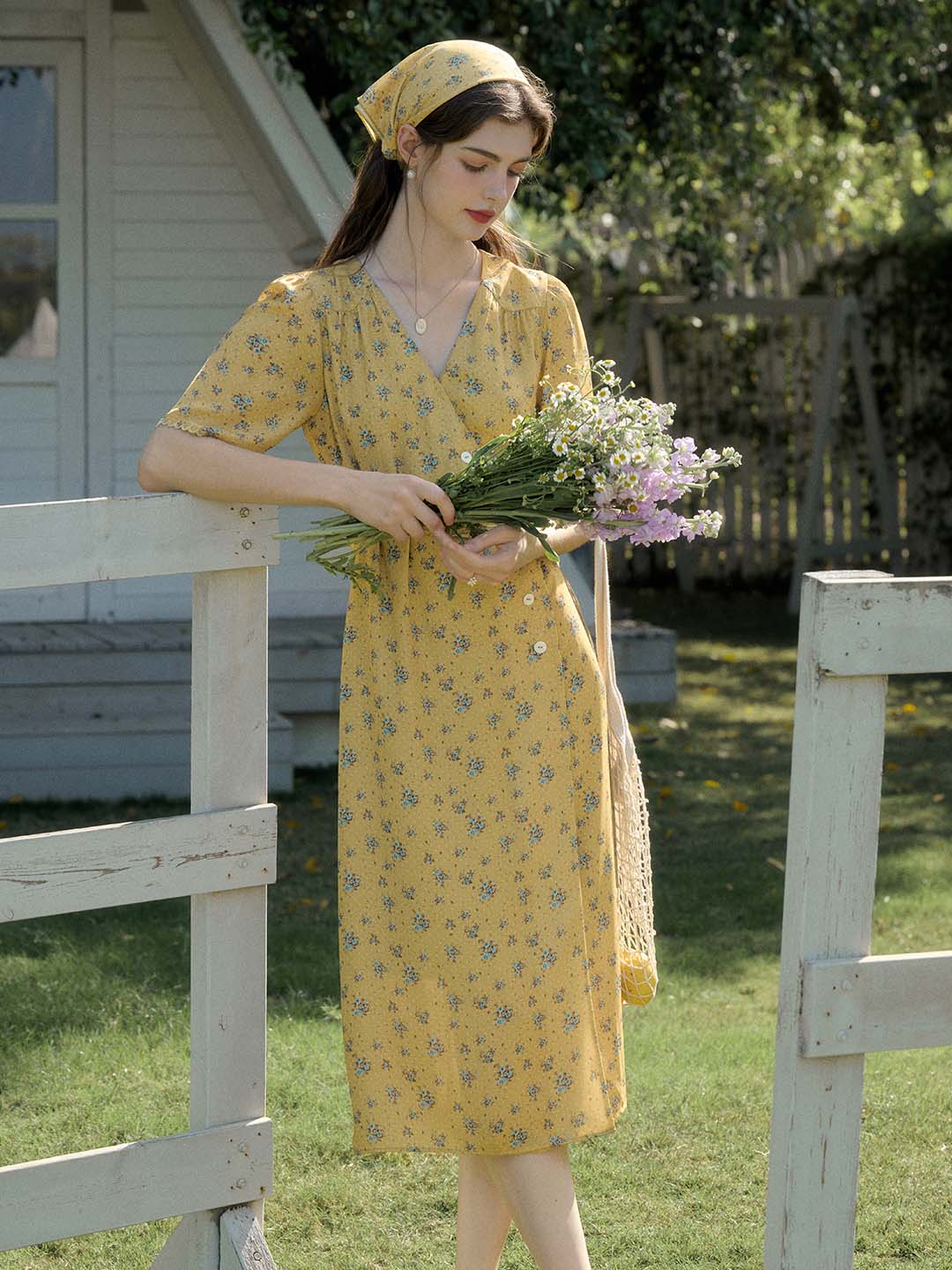 Samara Rose Polka Dot Floral V-neck Tea Dress