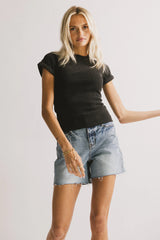 Kammie Ribbed Basic Tee in Black