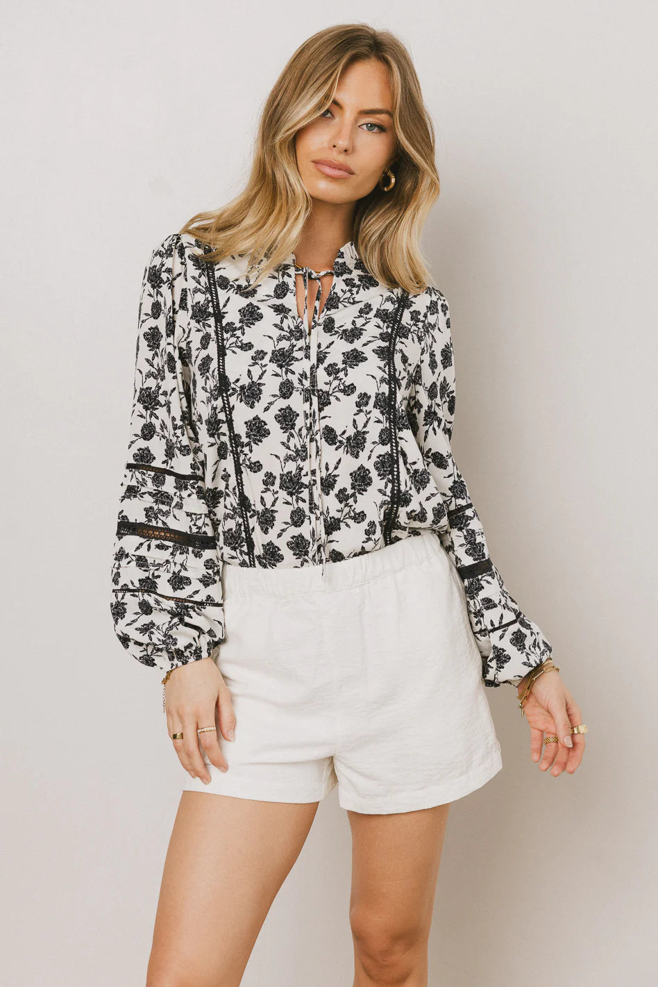 Imann Floral Blouse in Navy